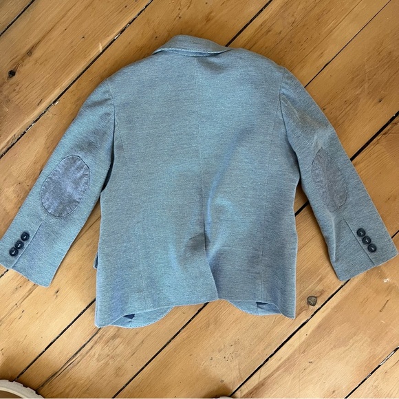 H and M boys blazer. One minor stain. Good shape - Picture 6 of 7